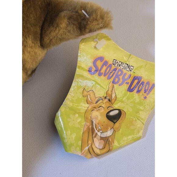 18” Cartoon Network Scooby Doo Plush Holding Scooby Snacks Play By Play 2002 - Picture 6 of 9